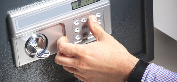 Safe Opener Service La Riviera